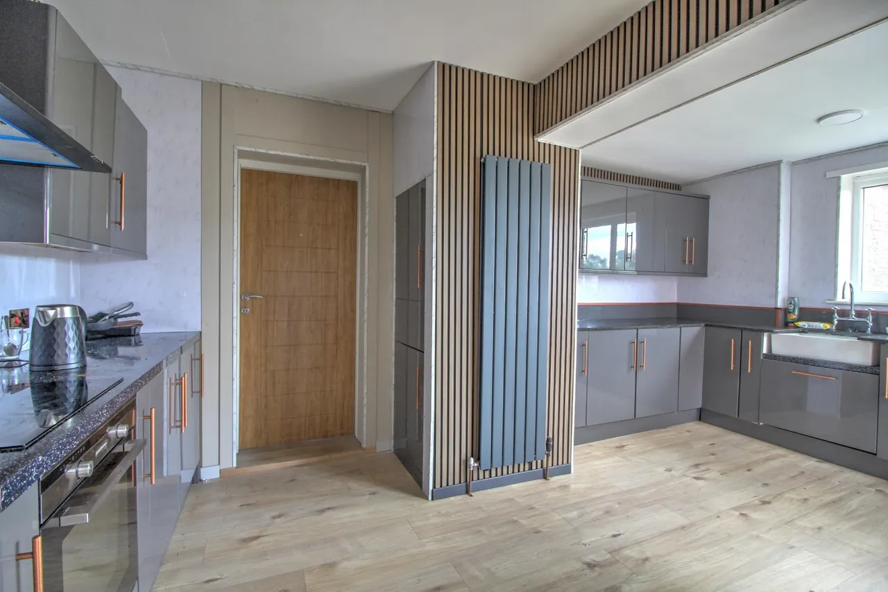 Rayleigh Drive, Newcastle Upon Tyne, NE13, photo 10
