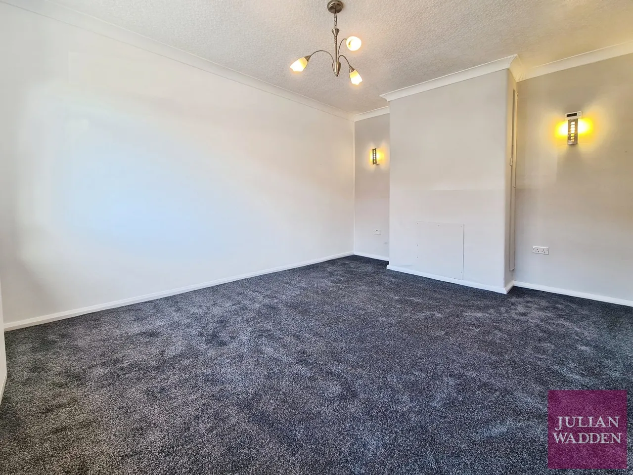 Ecclesbridge Road, Marple, SK6, photo 5