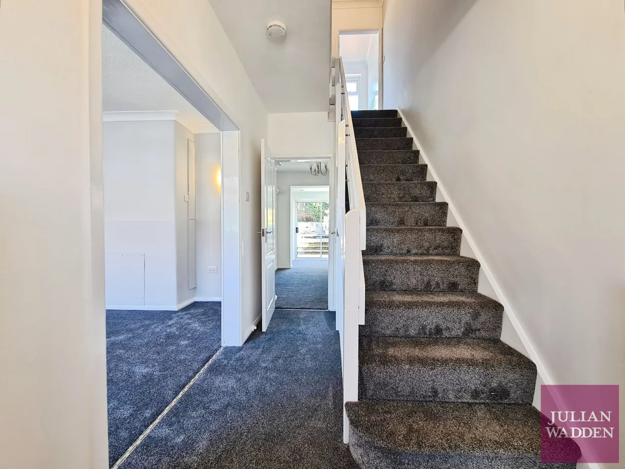 Ecclesbridge Road, Marple, SK6, photo 2
