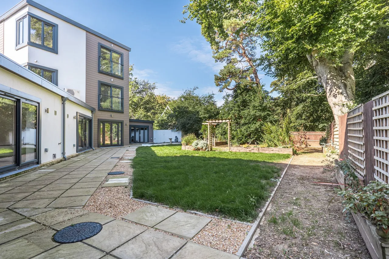 Stunning Contemporary Home in Norwich, photo 17