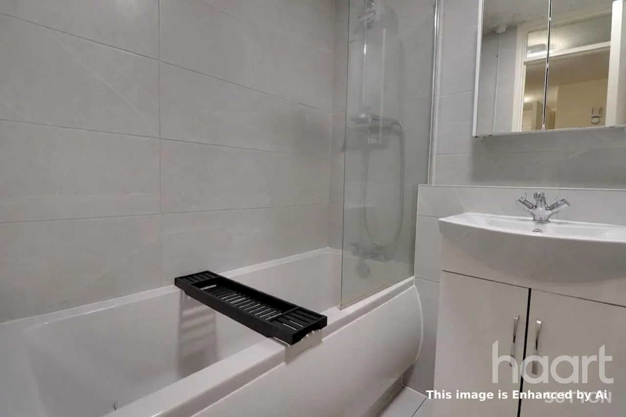 Woodcote Road, Wallington, SM6, photo 9