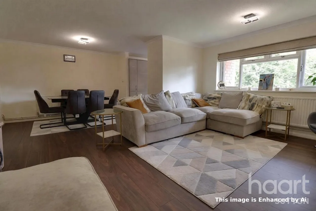 Woodcote Road, Wallington, SM6, photo 13