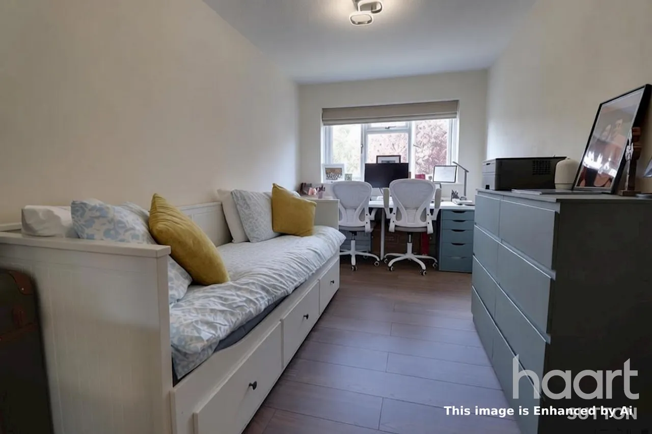 Woodcote Road, Wallington, SM6, photo 17