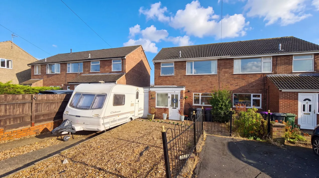3 bed house for sale, Ninth Avenue, Grantham