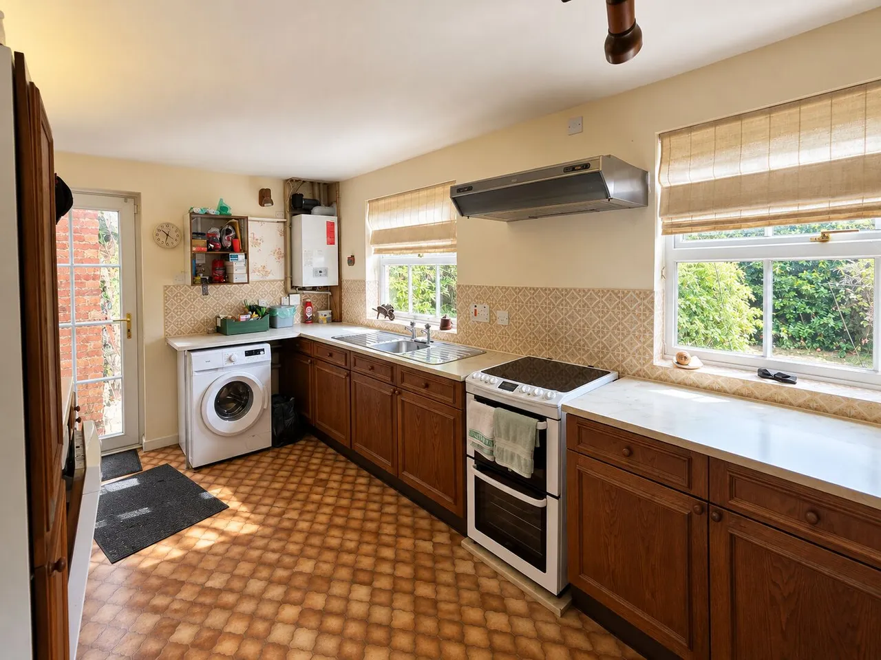 Gingells Farm Road, Charvil, RG10, photo 5