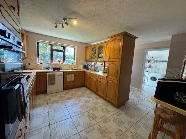 Rectory Close, Eastbourne, BN20, photo 12
