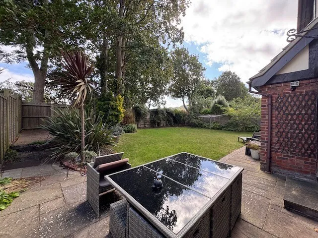 Rectory Close, Eastbourne, BN20, photo 2