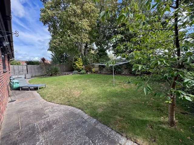 Rectory Close, Eastbourne, BN20, photo 3