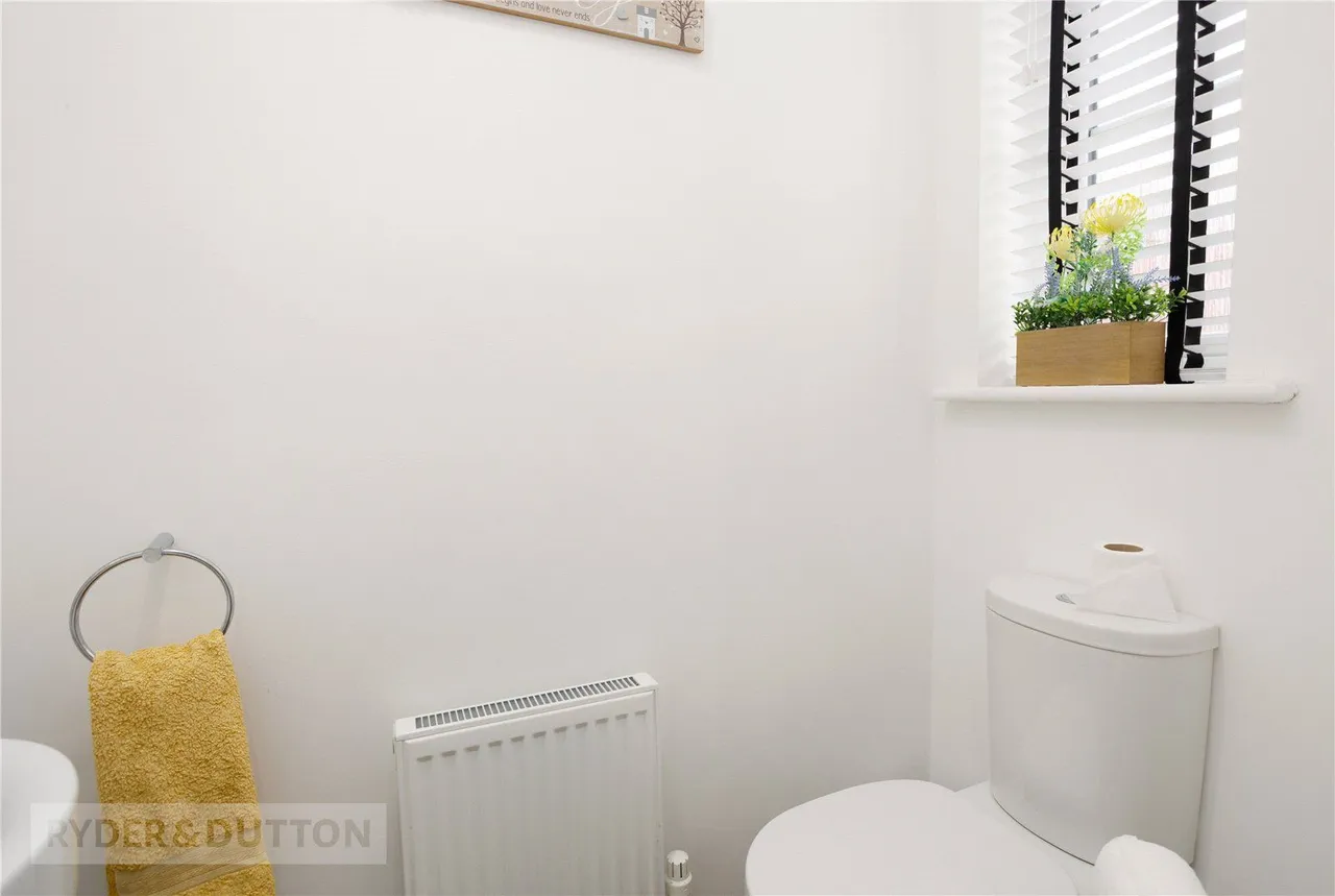 Moor Farm Close, Chadderton, OL9, photo 9