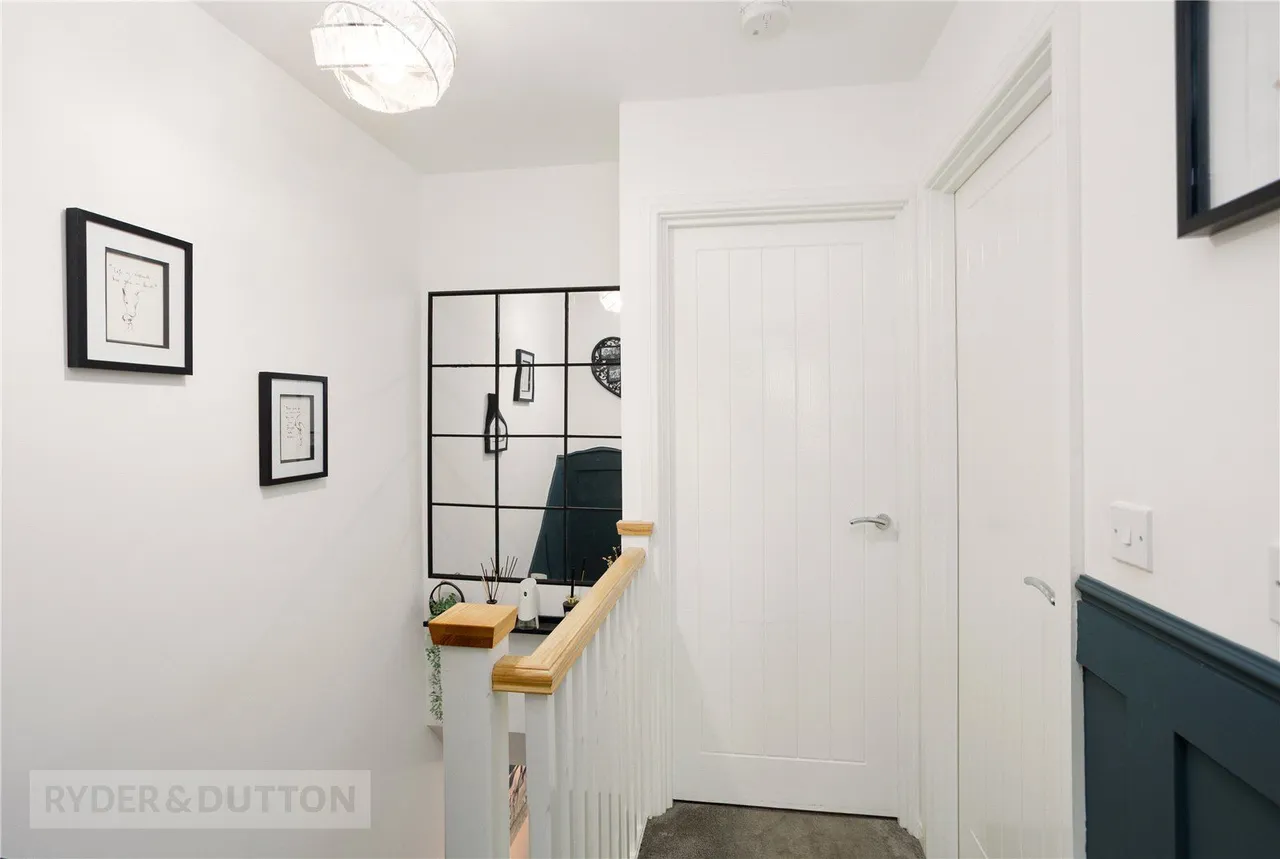 Moor Farm Close, Chadderton, OL9, photo 15