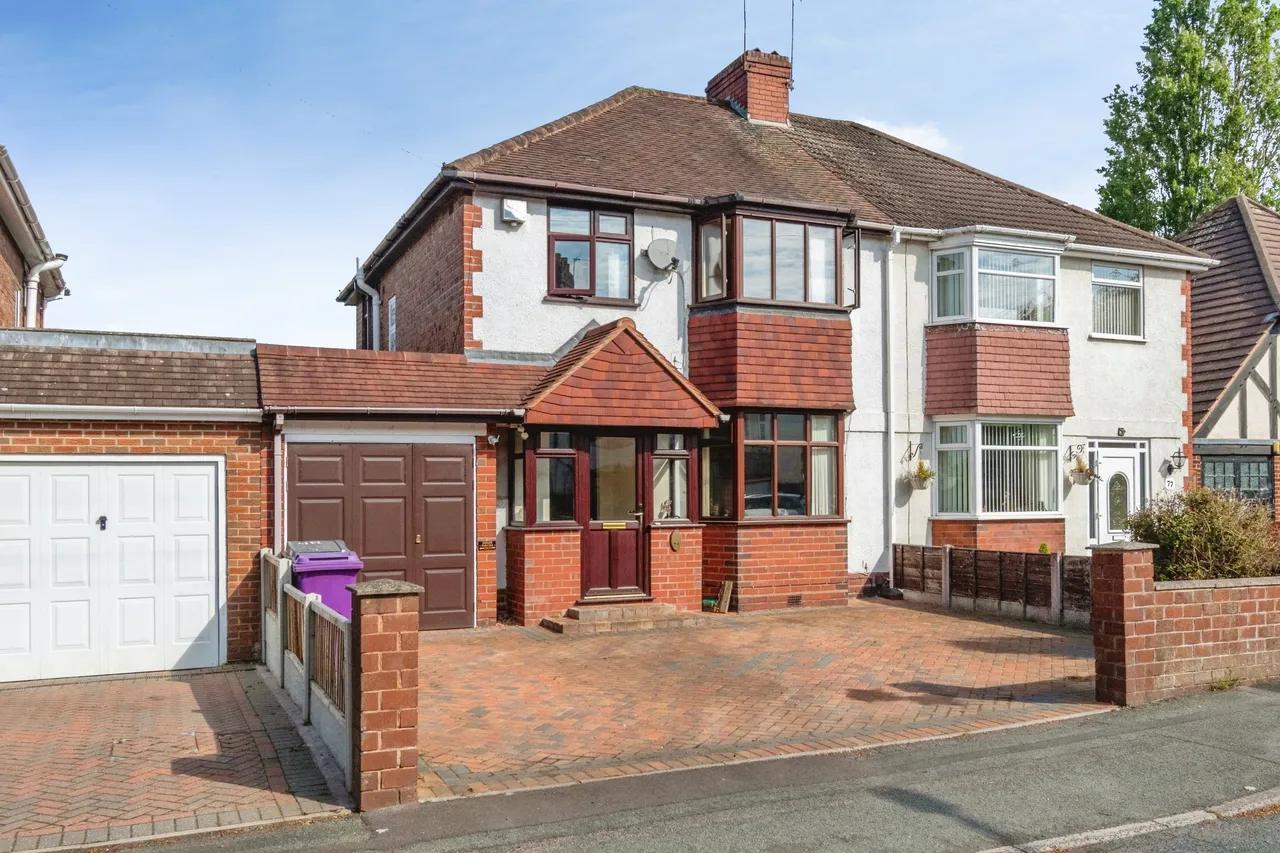 3 bed house for sale — Wimborne Road, Wolverhampton