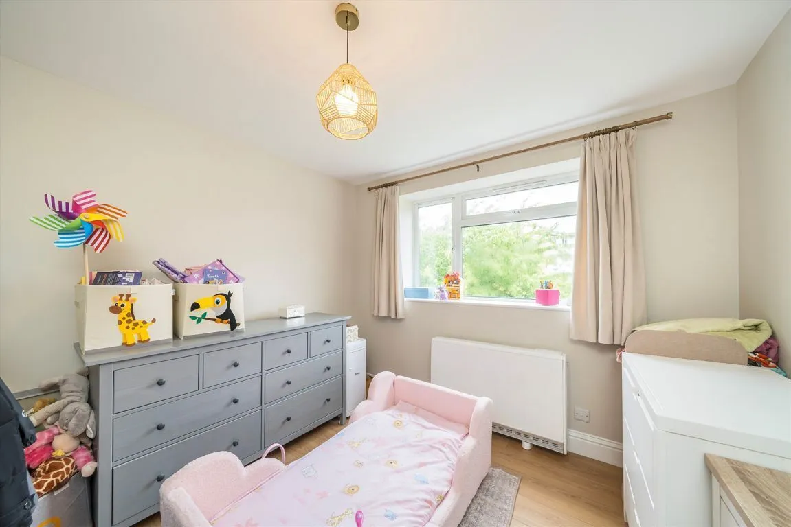 Weir Road, SW12, photo 5