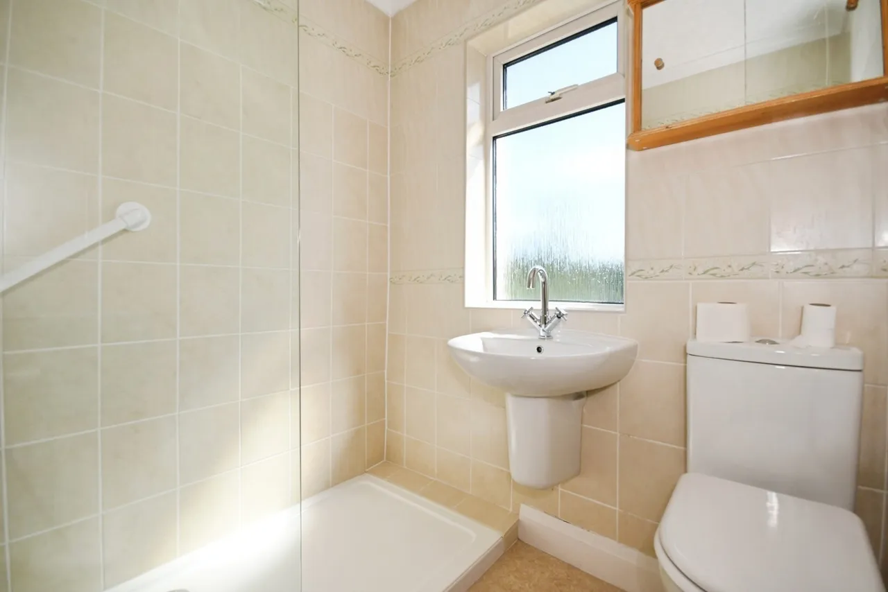 Hucklow Road, Sheffield, South Yorkshire, S5, photo 14