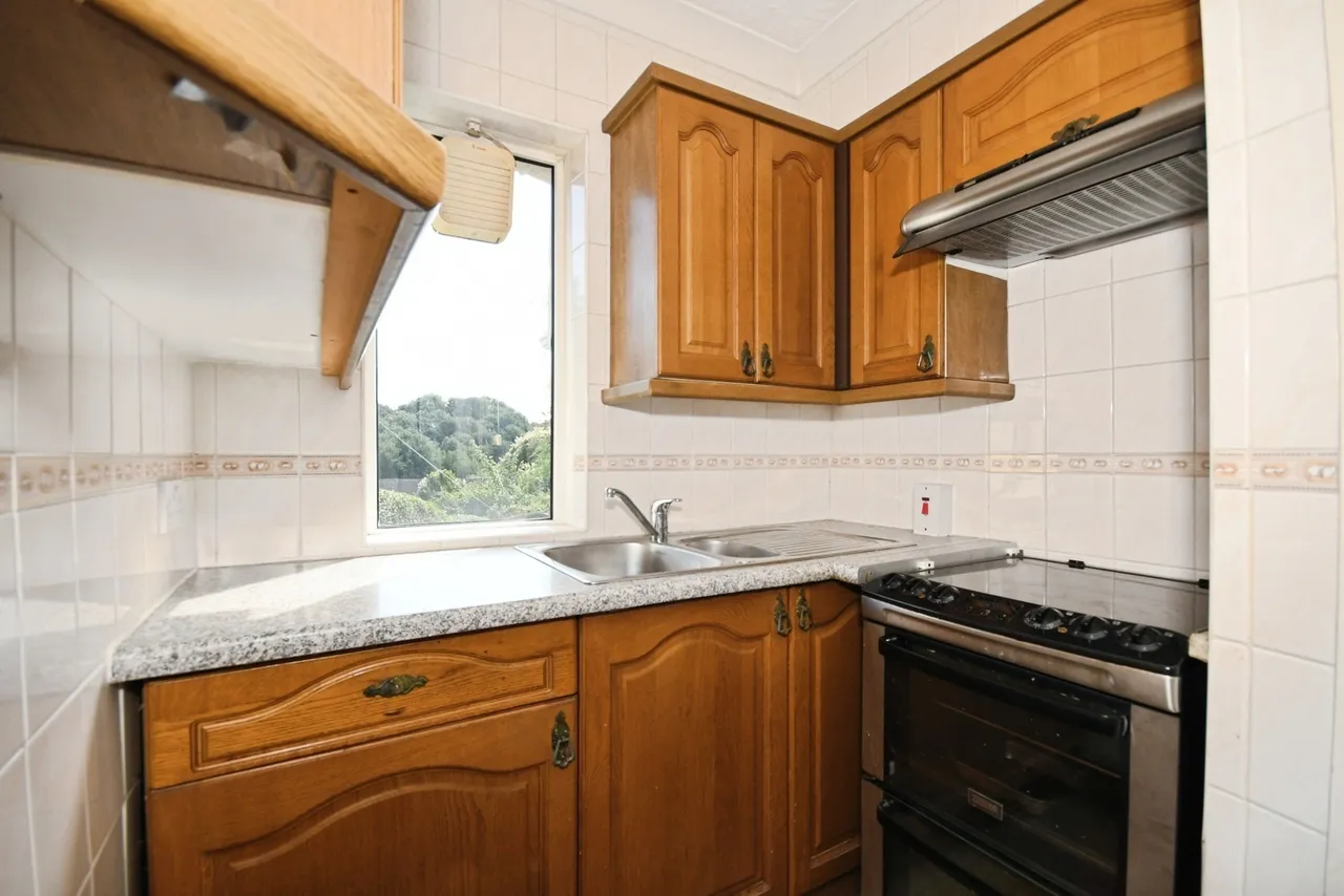 Hucklow Road, Sheffield, South Yorkshire, S5, photo 6