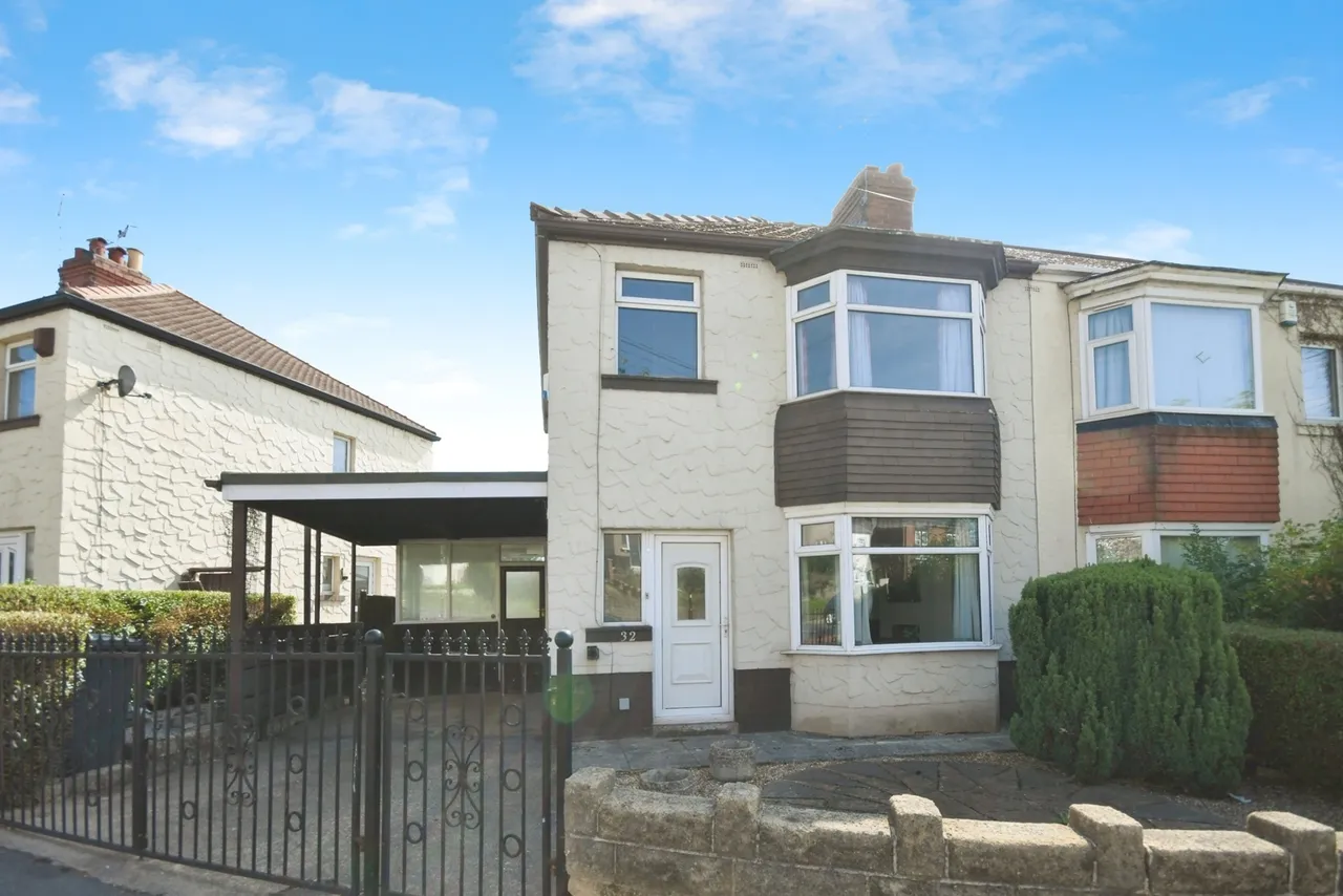 3 bed house for sale — Hucklow Road, Sheffield, South Yorkshire, S5