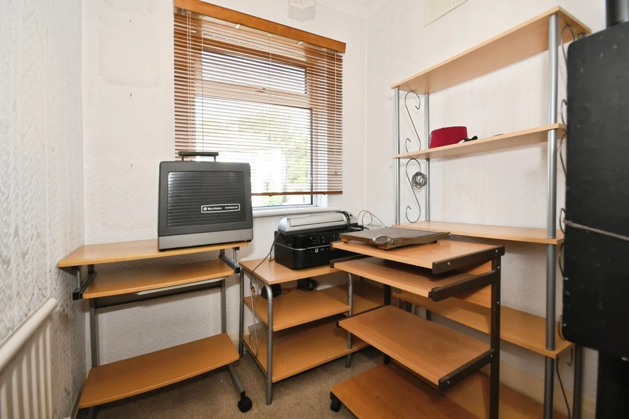Hucklow Road, Sheffield, South Yorkshire, S5, photo 13