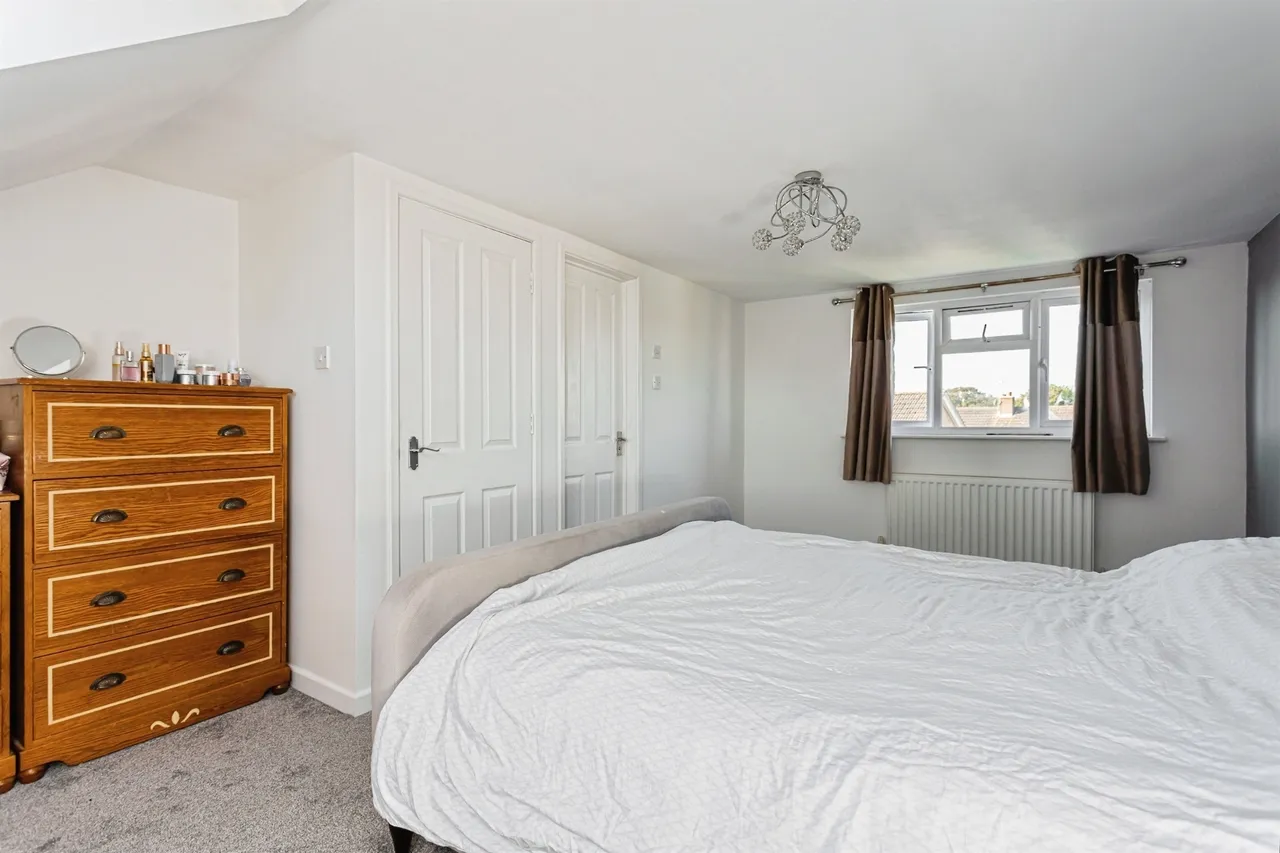 Orchard Road, Burgess Hill, photo 10
