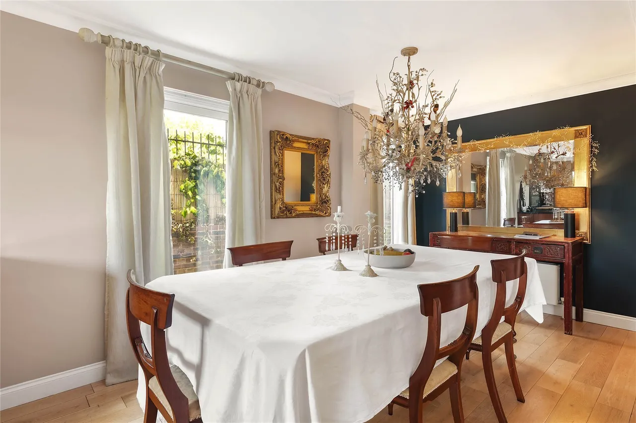 Paveley Drive, London, SW11, photo 7