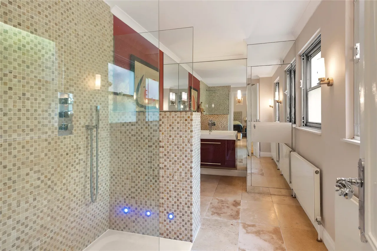 Paveley Drive, London, SW11, photo 4