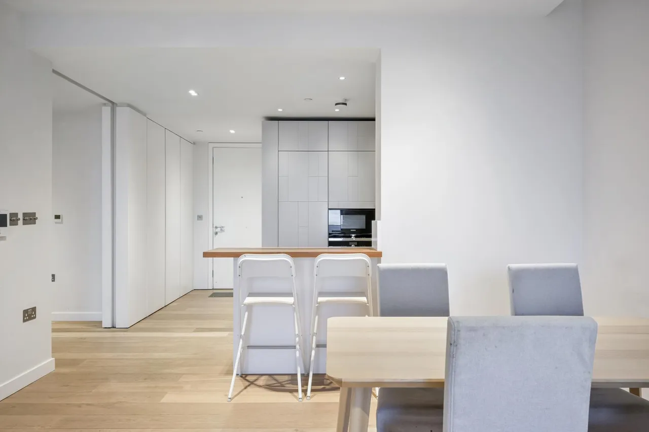 Tapestry Apartments, Canal Reach, N1C, photo 4