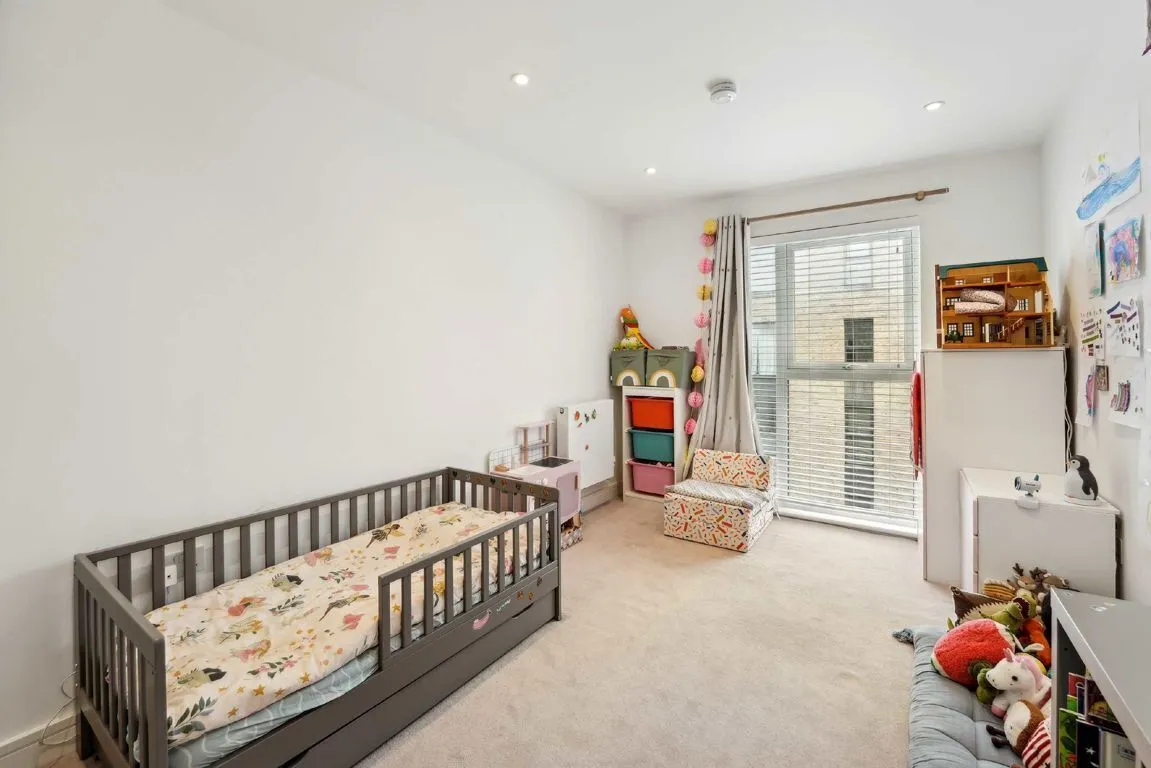 Fairbourne Road, SW4, photo 6