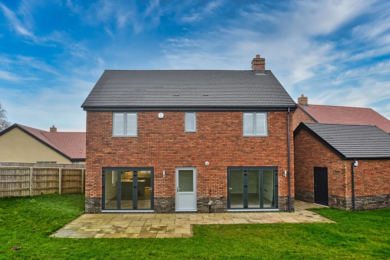 Mission Hut Mews, Holme Marsh, HR5, photo 26