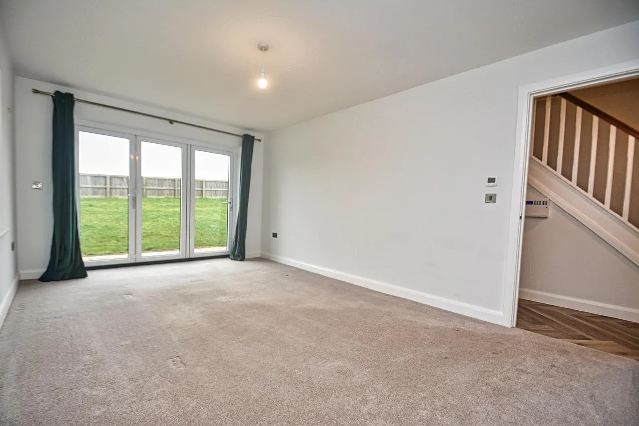 Mission Hut Mews, Holme Marsh, HR5, photo 10