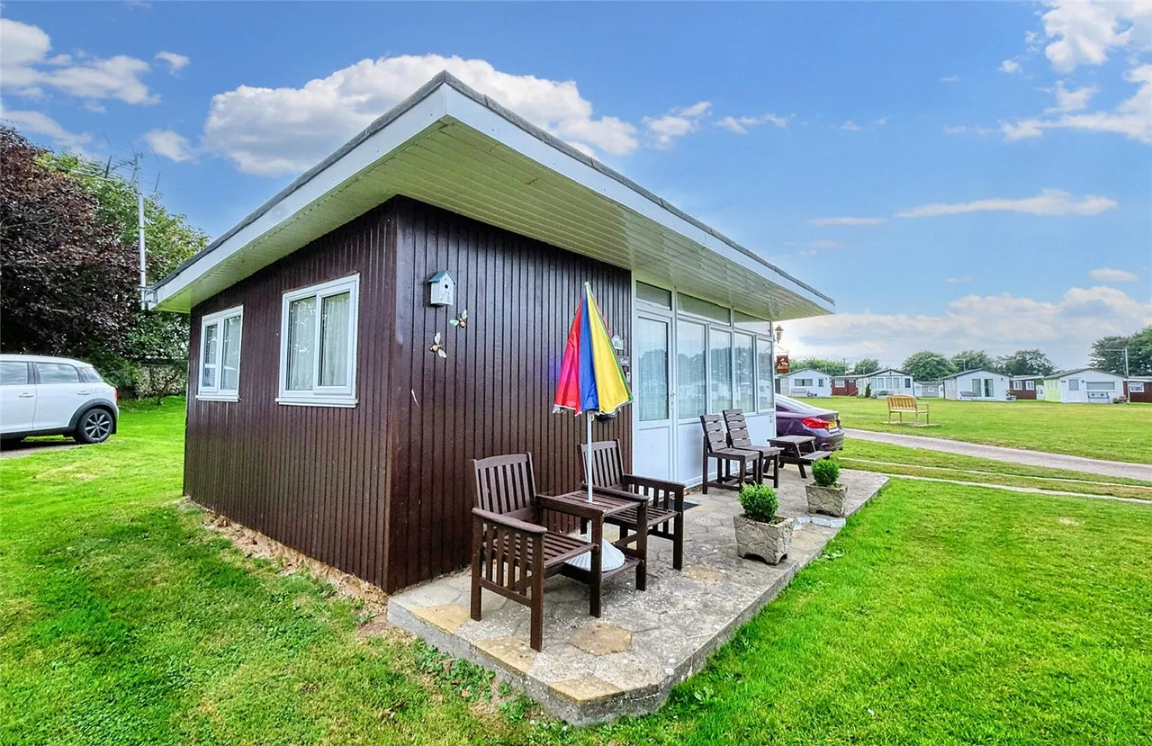 2 bed in mundesley for sale — Links Road, Mundesley, Norwich, Norfolk, NR11
