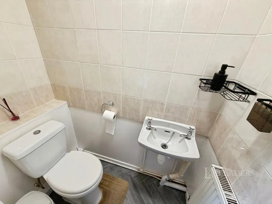 Casper Court, Nottingham, NG5, photo 10