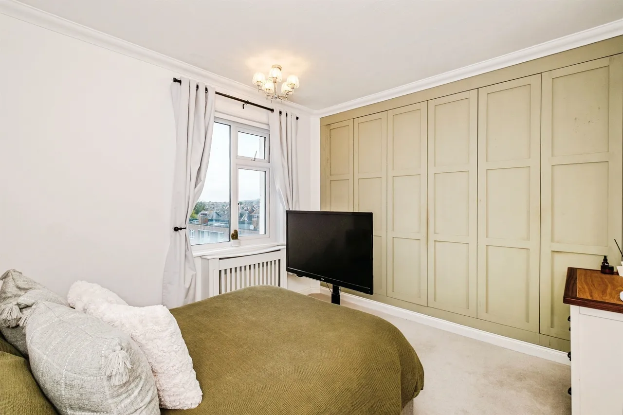 Grand Avenue, Worthing, BN11, photo 5