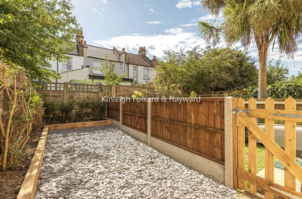 Tynemouth Road, Mitcham, Surrey, CR4, photo 2