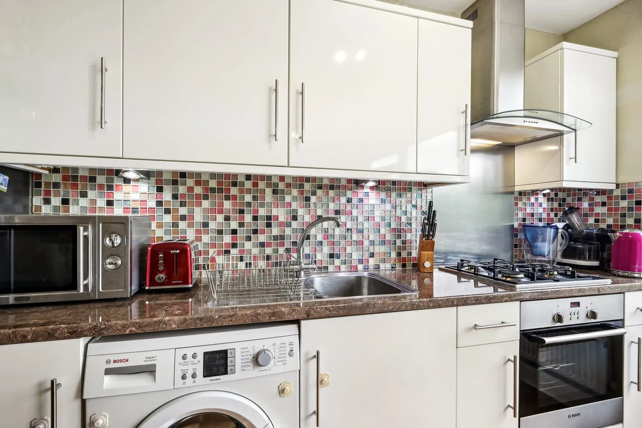 Old Church Lane, Perivale, Greenford, UB6 8TU, photo 9