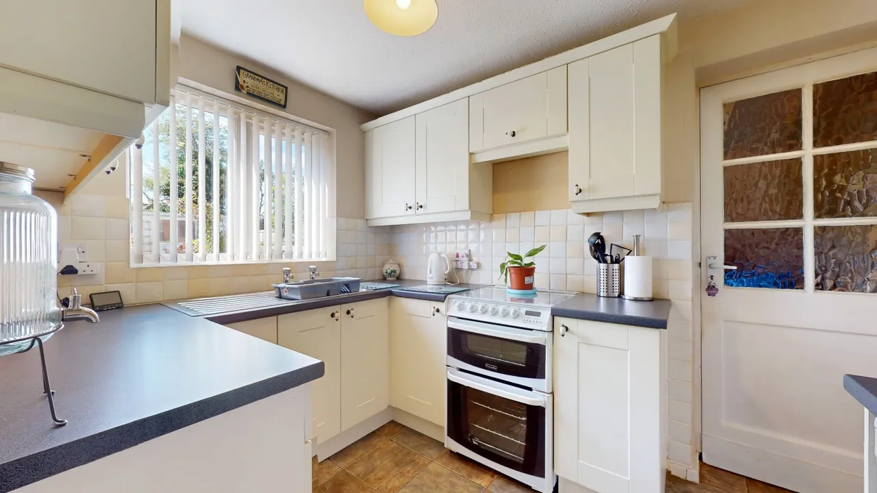 Bader Close, Apley, Telford TF1 6YB, photo 2