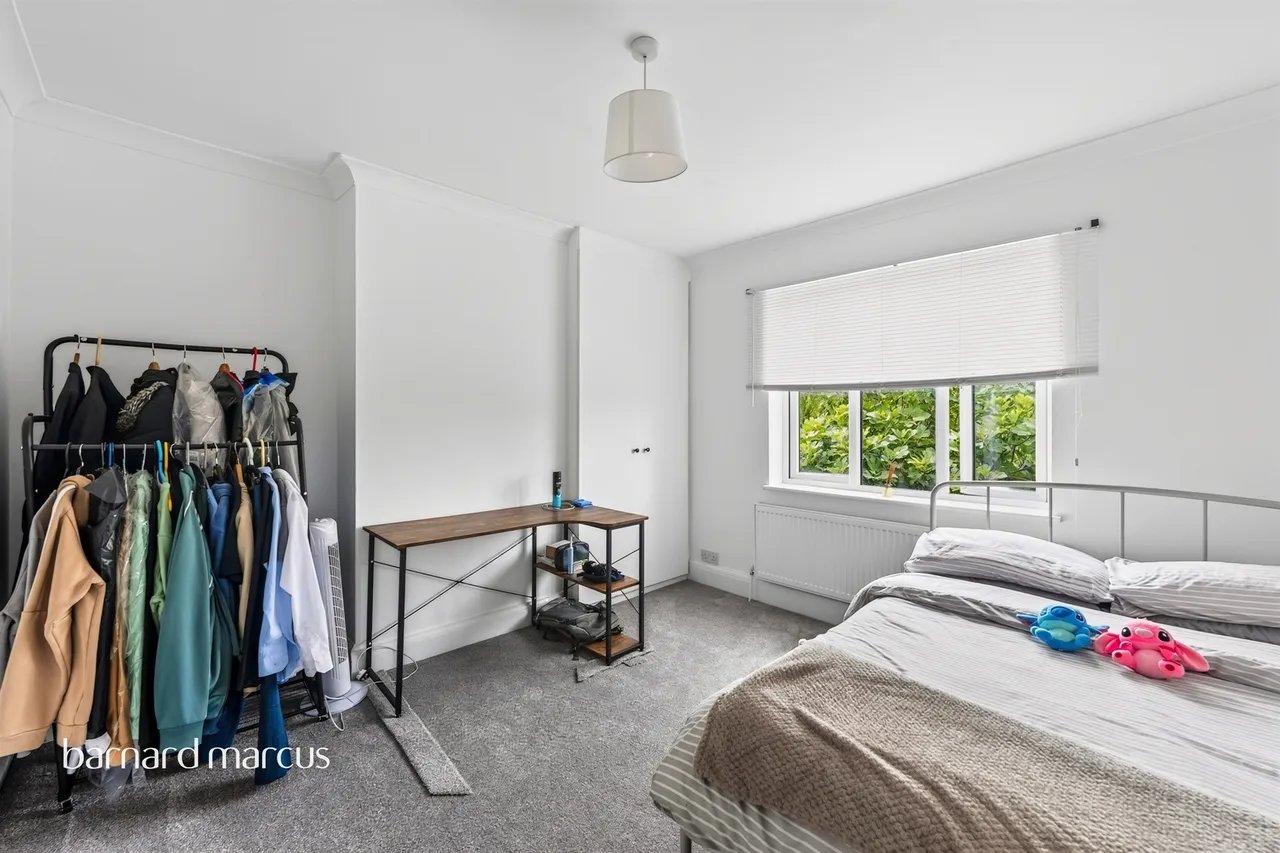 Lavender Avenue, Worcester Park, KT4, photo 21