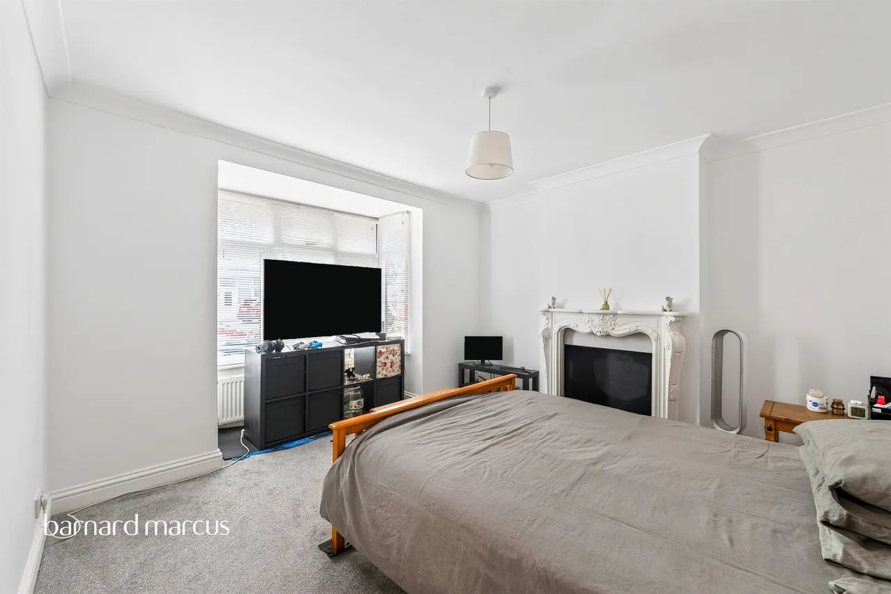 Lavender Avenue, Worcester Park, KT4, photo 17