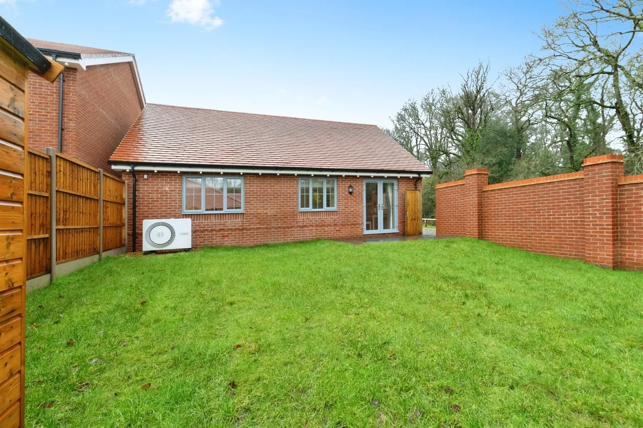 Edmondsham Road, Fordingbridge, BH31, photo 4
