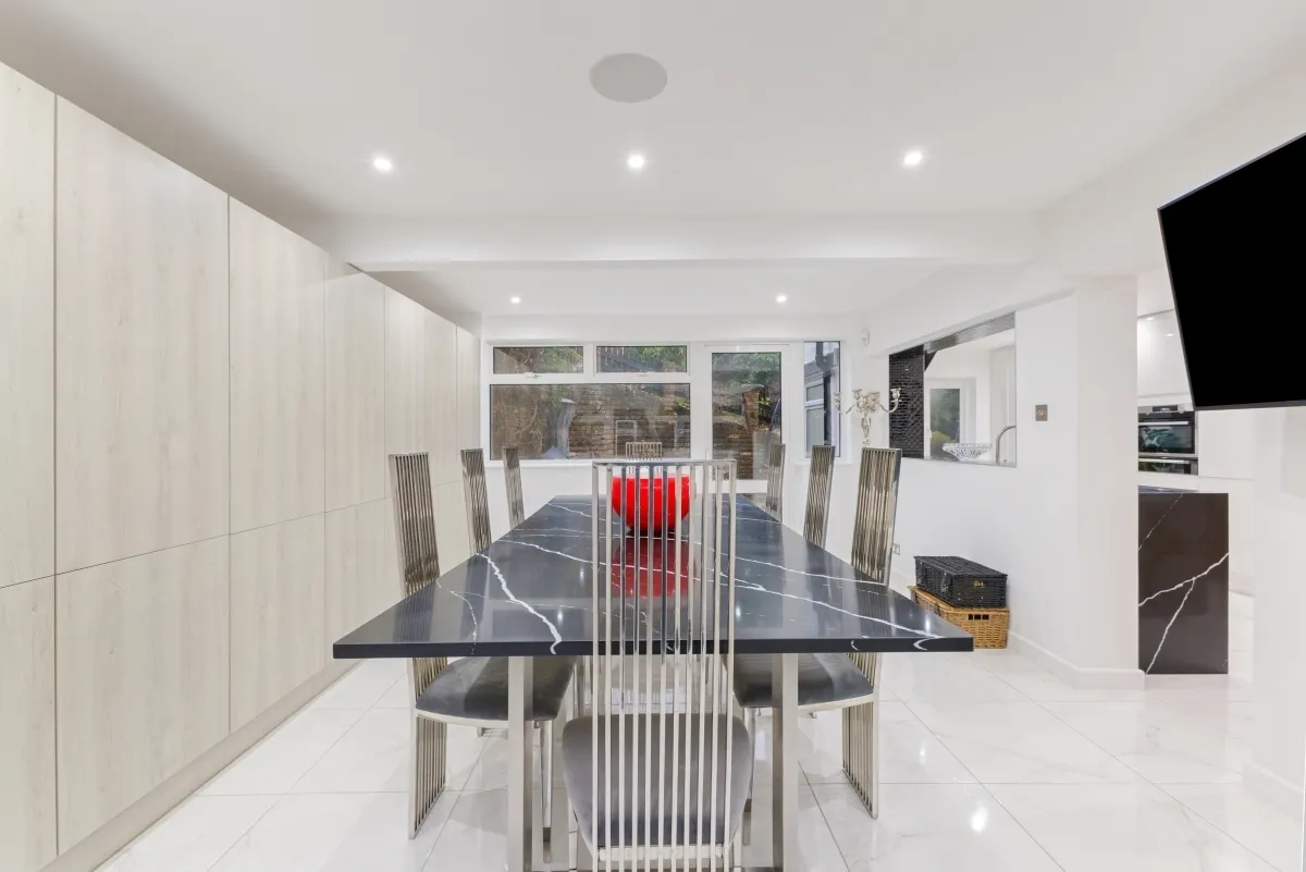 Weald Way, Caterham, CR3, photo 6