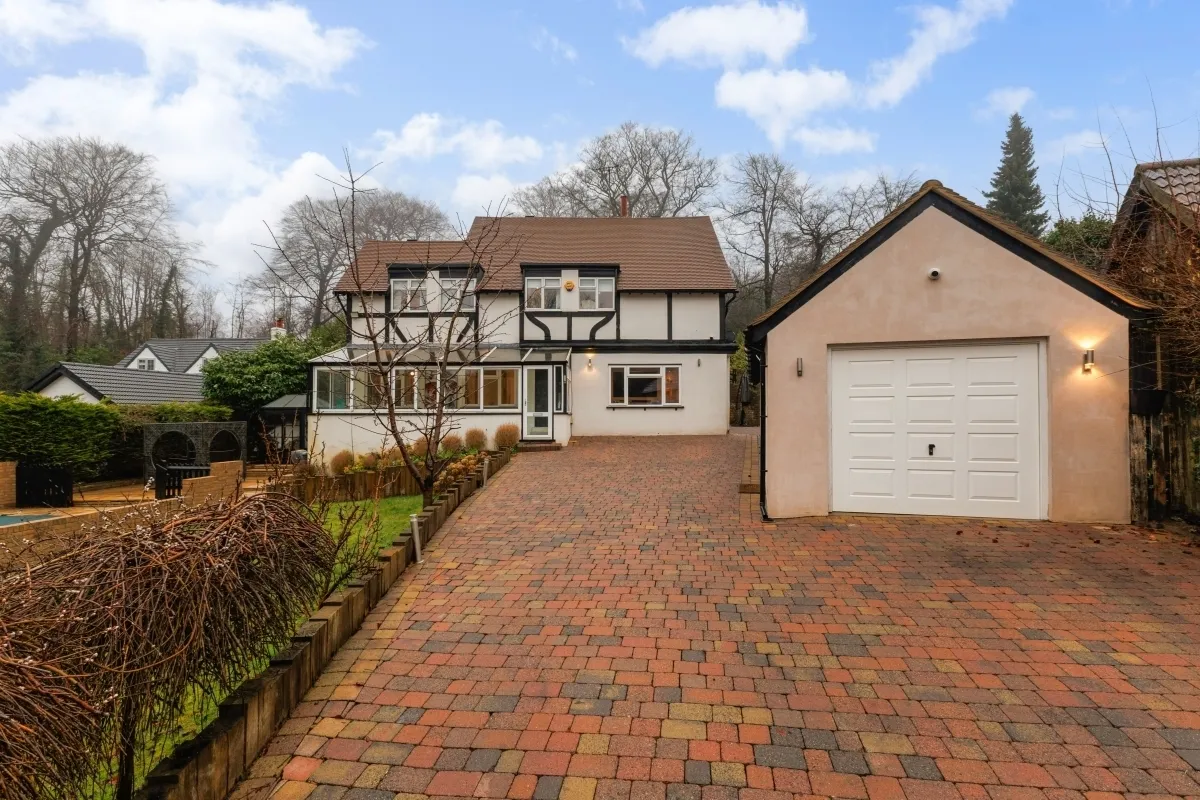 Weald Way, Caterham, CR3, photo 4