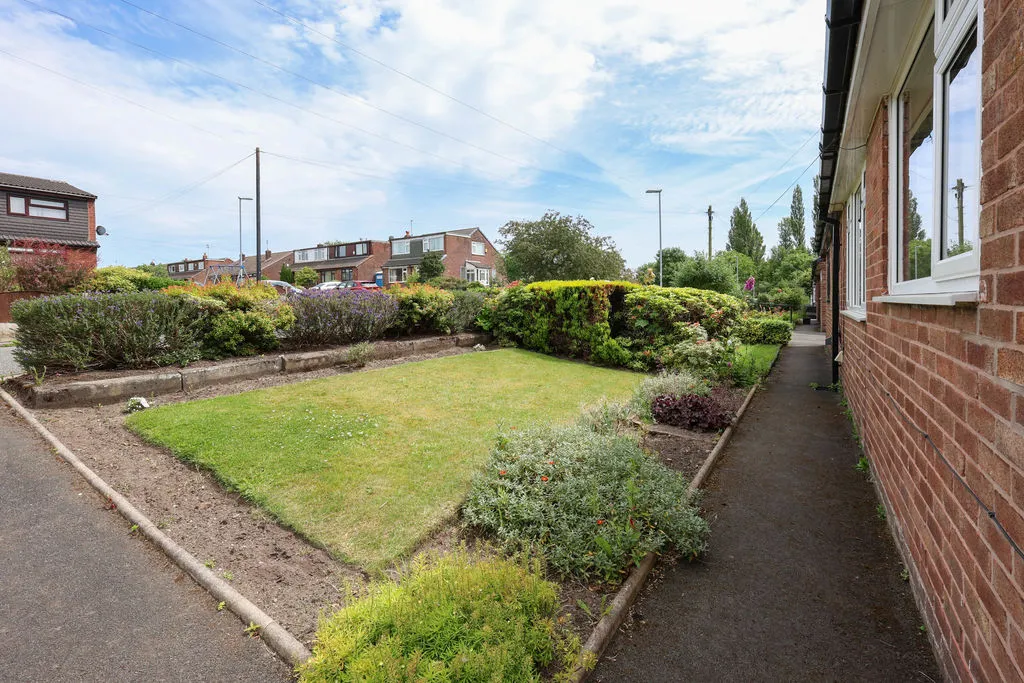 Marland Hill Road, Rochdale OL11 4PQ, photo 17