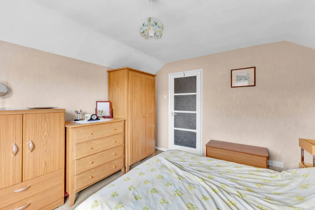 Marland Hill Road, Rochdale OL11 4PQ, photo 8