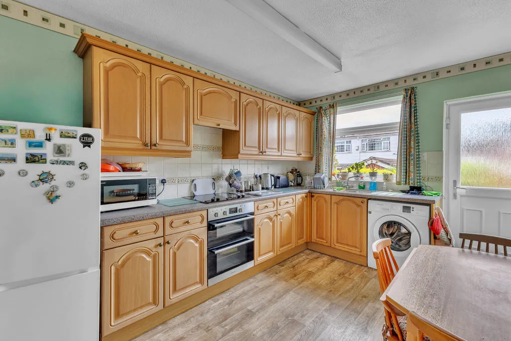 Marland Hill Road, Rochdale OL11 4PQ, photo 5