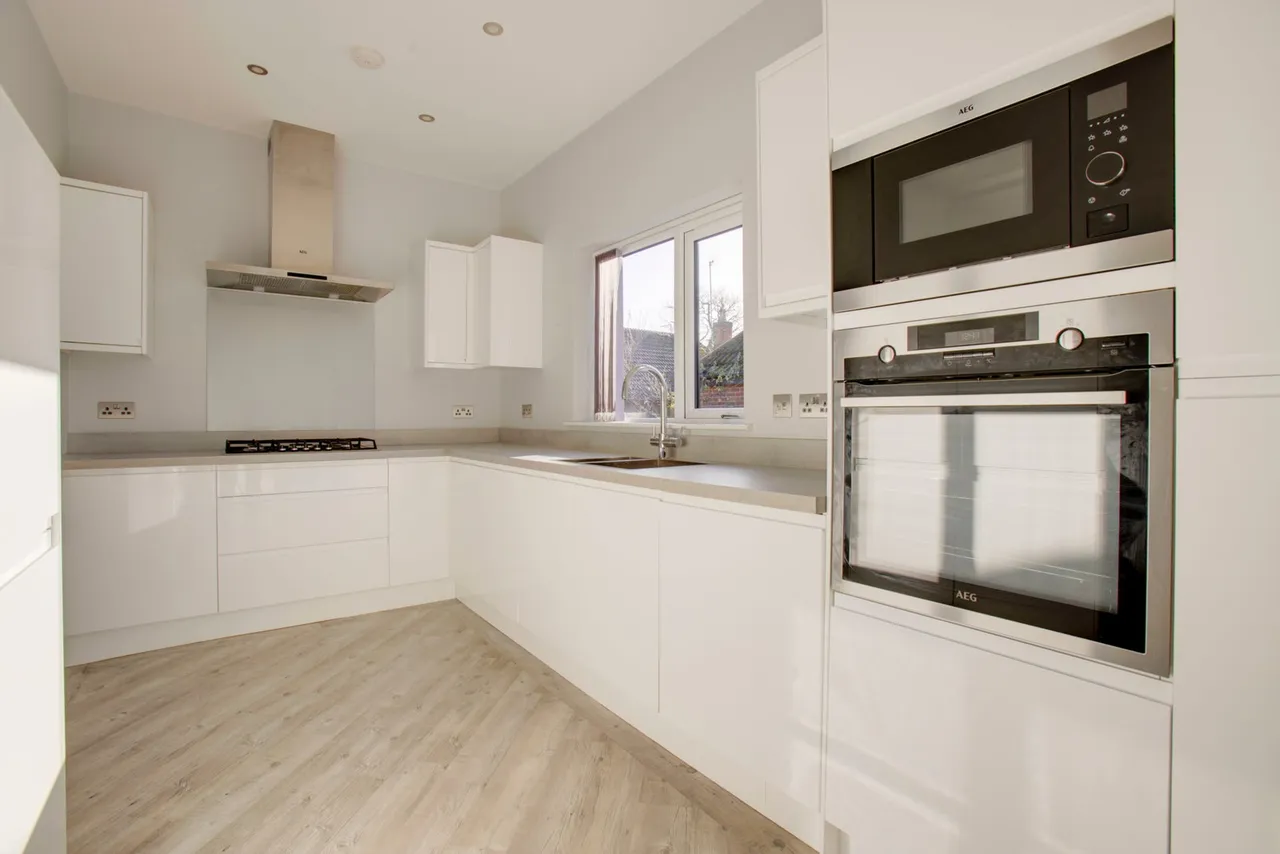 Cliff Drive, Radcliffe-on-Trent, NG12, photo 2