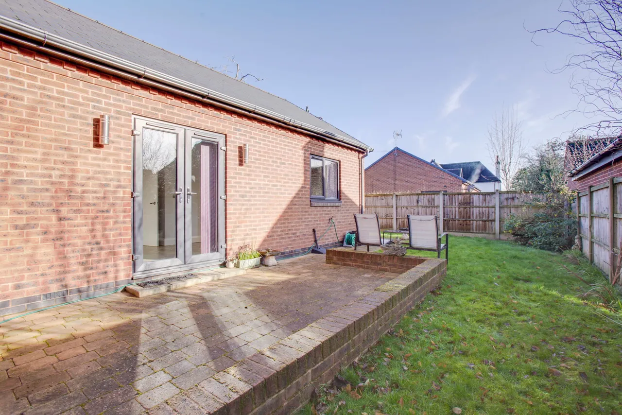 Cliff Drive, Radcliffe-on-Trent, NG12, photo 21