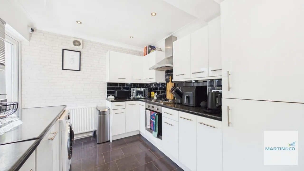 Heathlands Road, Sutton Coldfield, West Mids, photo 5