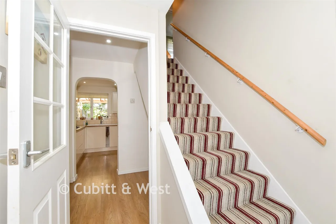 Covert Close, Crawley, RH10, photo 8