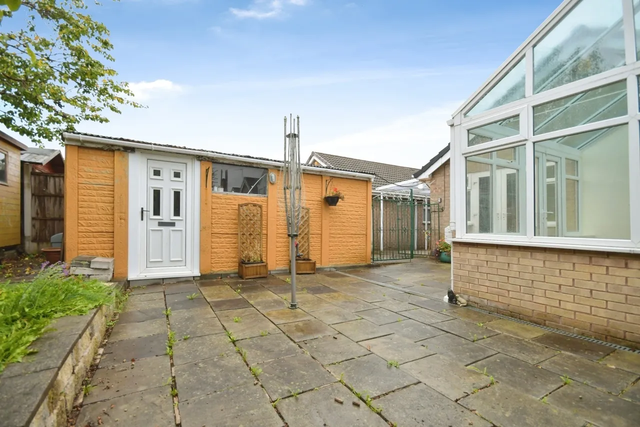 Hucklow Avenue, Inkersall, S43, photo 19