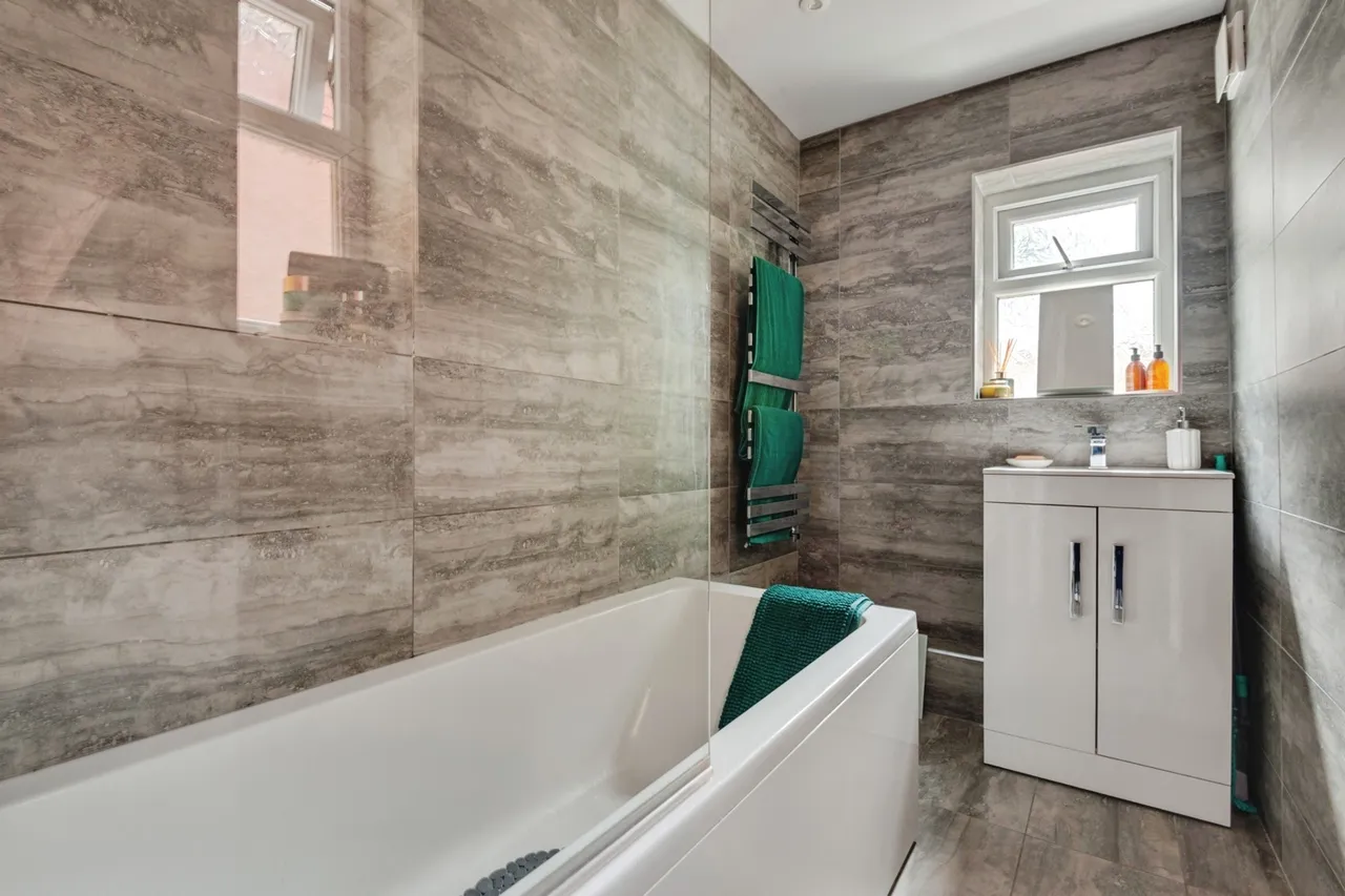 Wellesbourne Place, Liverpool, L11, photo 5