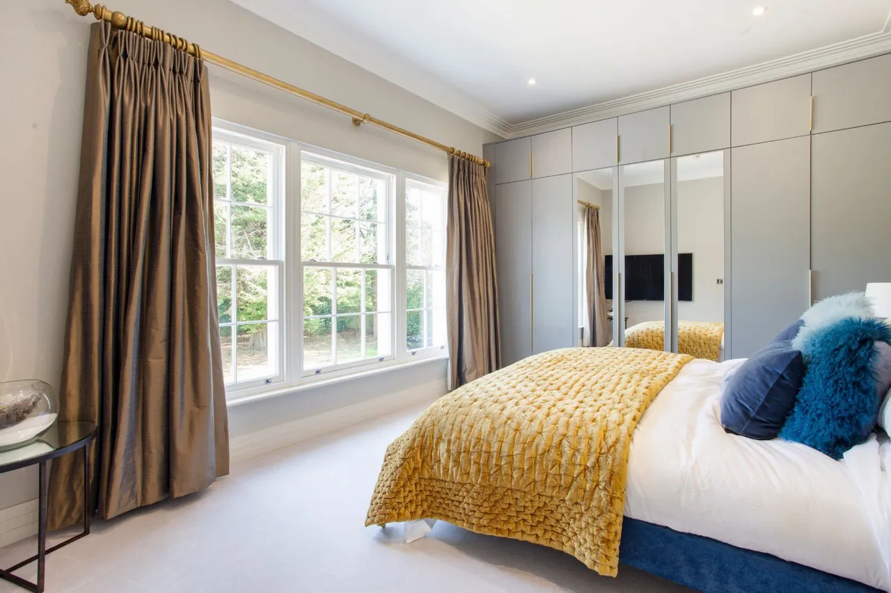 Hawthorn Hill, Warfield, RG42, photo 17