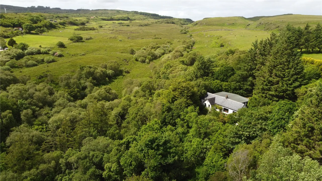 Glac-Na-Ceardaich, Raeric Road, Tobermory, Isle Of Mull, PA75 6PU, photo 23