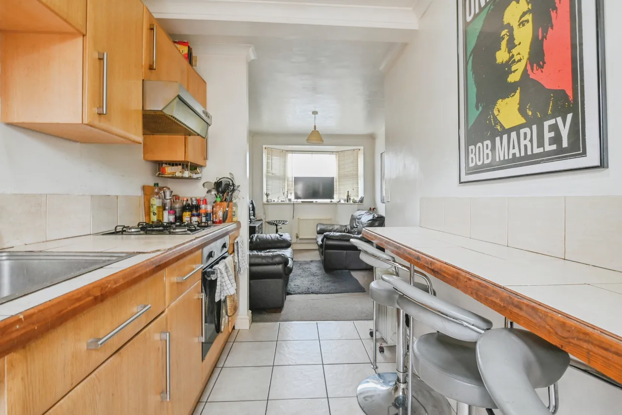 Bath Road, Margate, photo 8